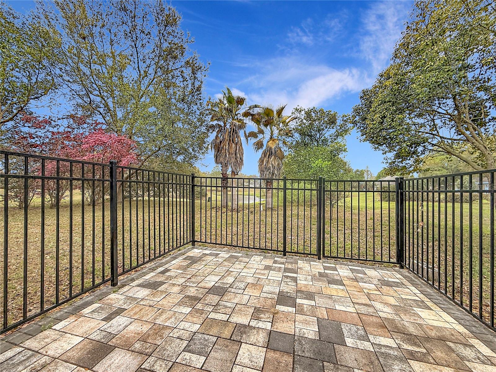 507 DOWLING CIR, LADY LAKE, FL — photo 79