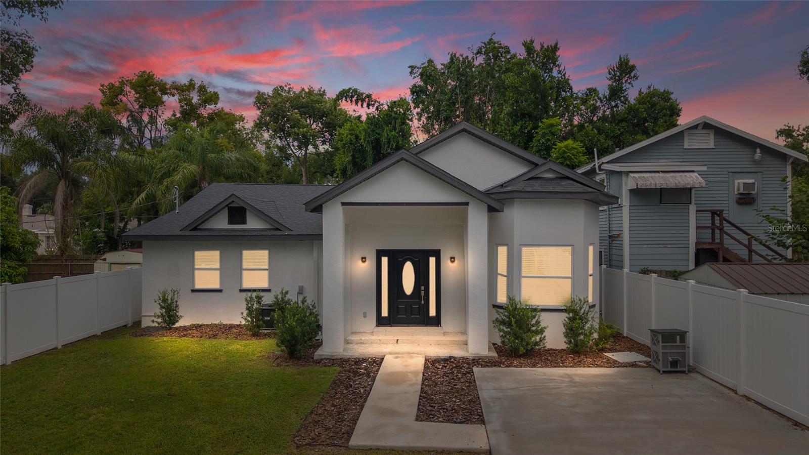 914 E NORTH BAY ST, TAMPA, FL