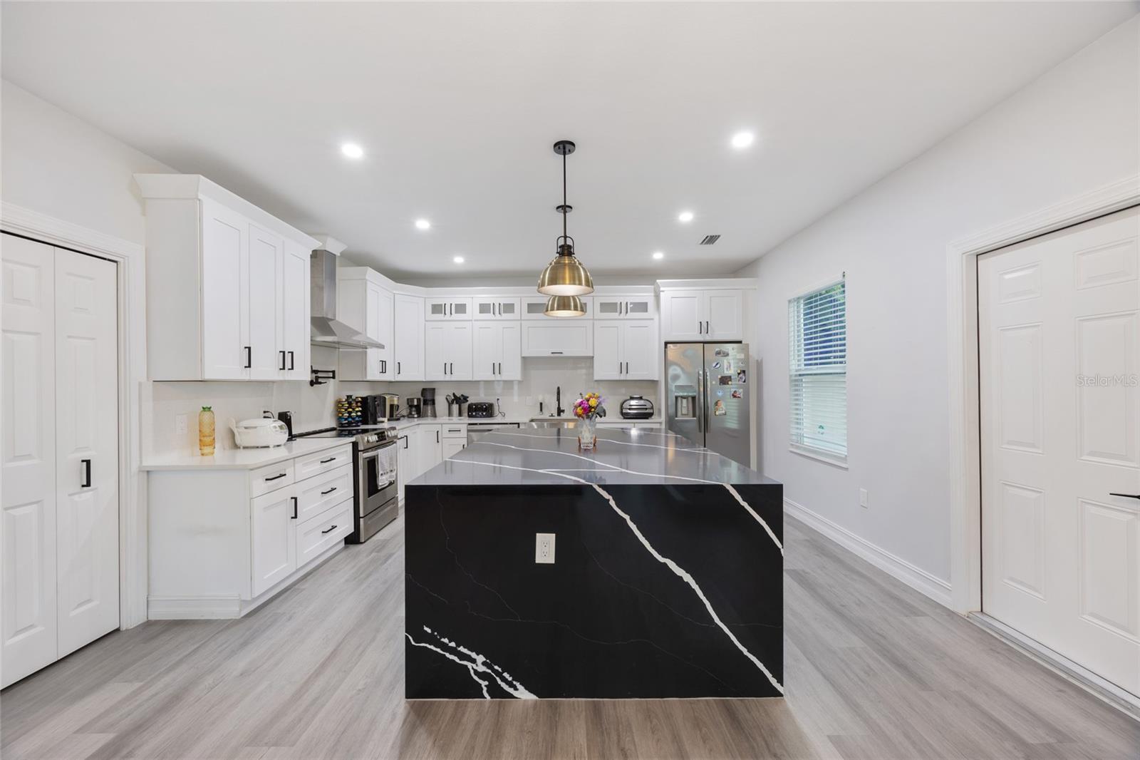 914 E NORTH BAY ST, TAMPA, FL — photo 7