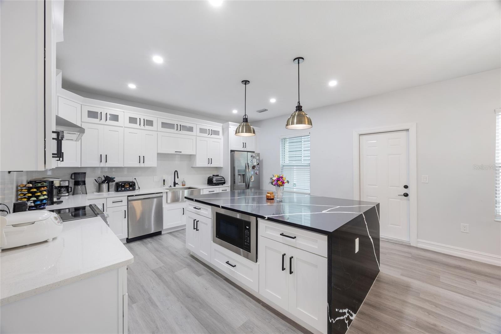 914 E NORTH BAY ST, TAMPA, FL — photo 8