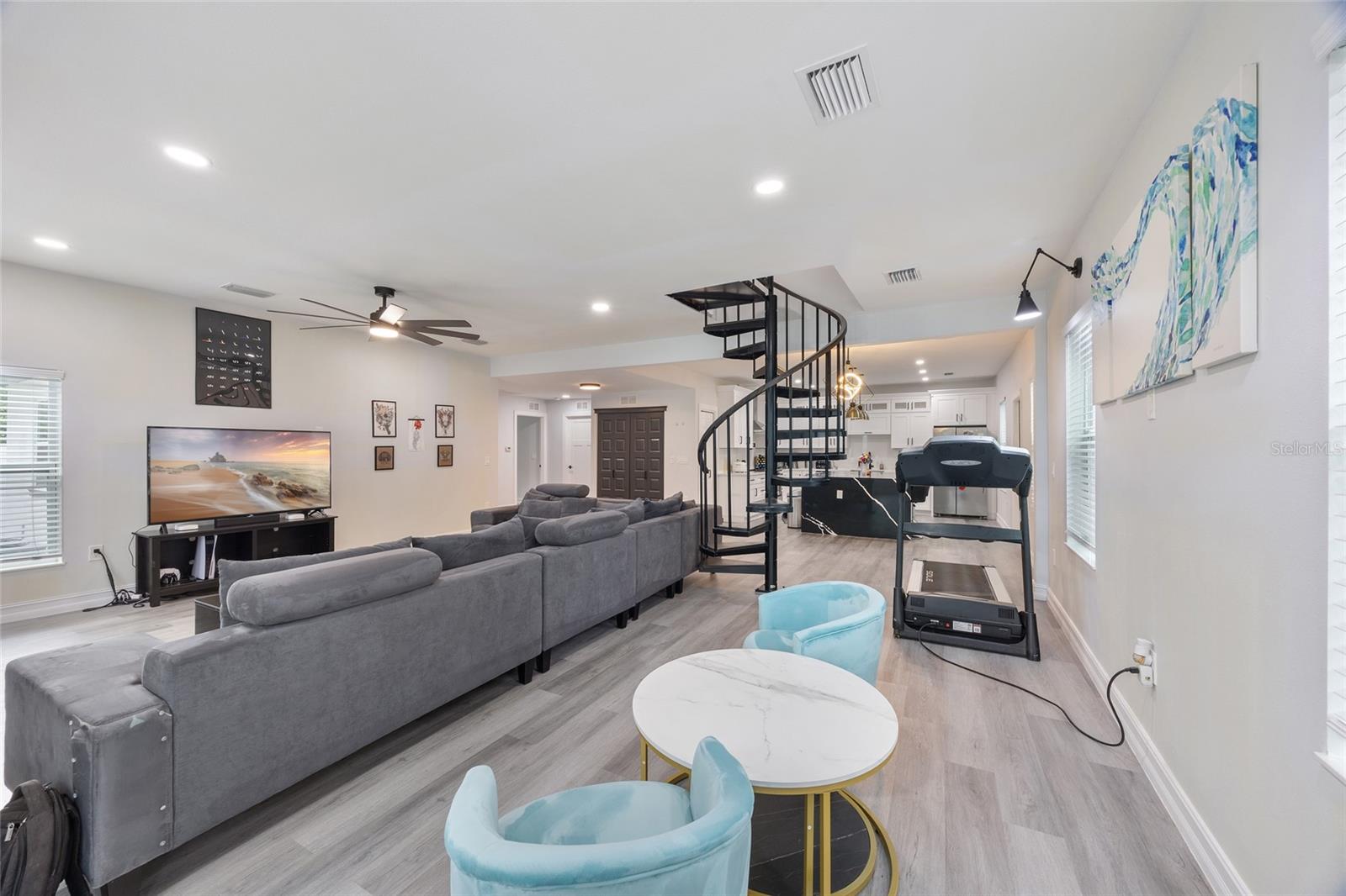 914 E NORTH BAY ST, TAMPA, FL — photo 11