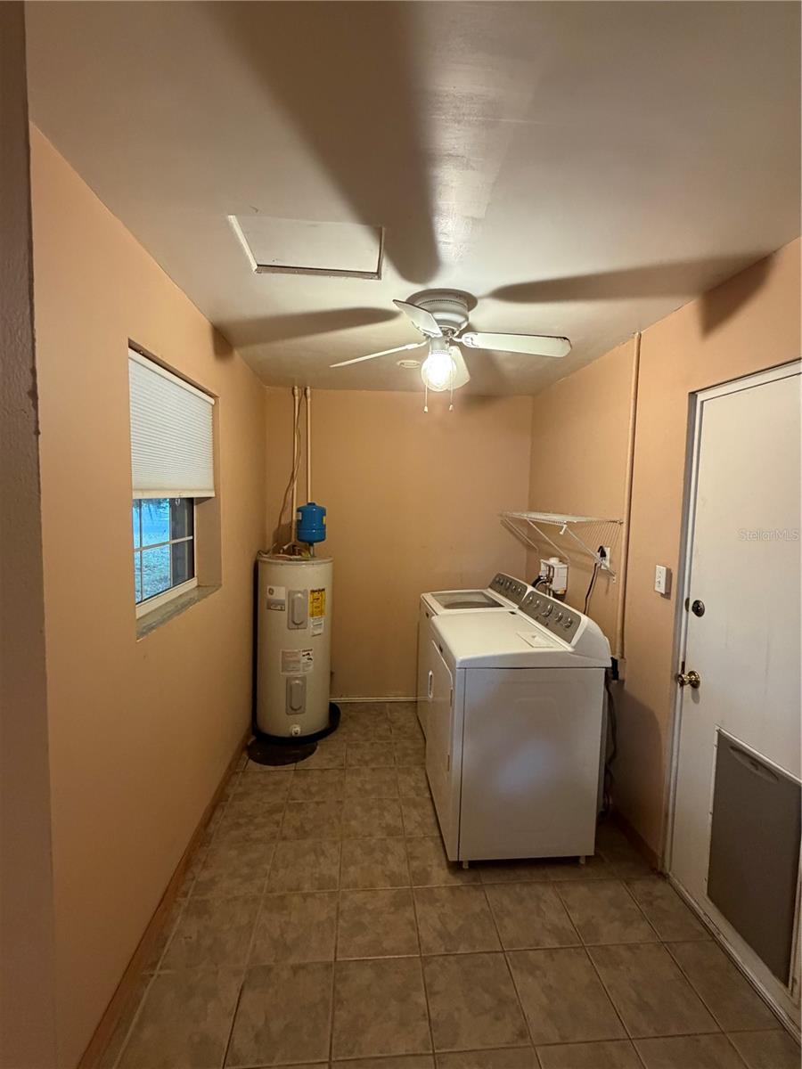 1413 ORANGE AVE, TAVARES, FL — photo 21
