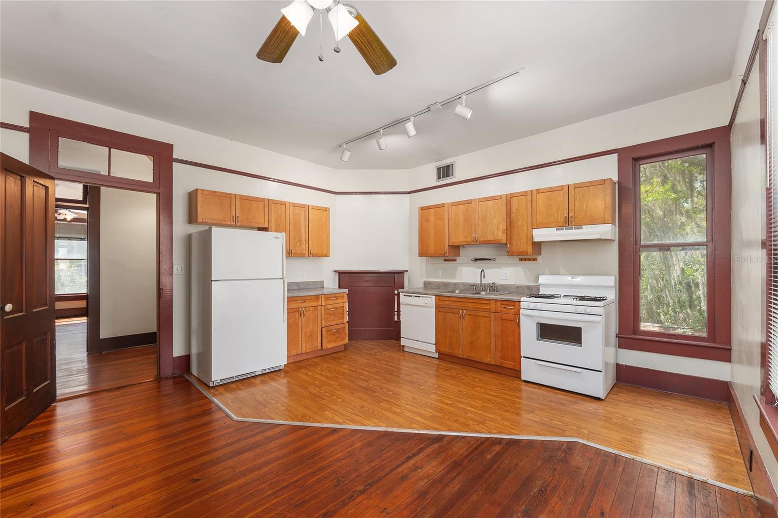 306 NE 3RD ST, GAINESVILLE, FL — photo 23