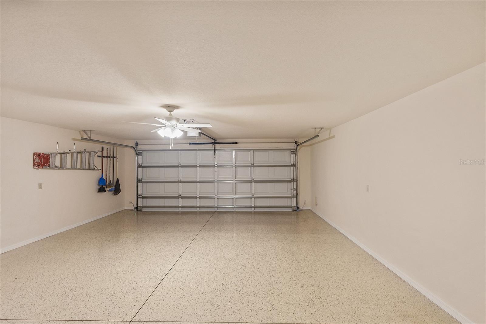 3258 HOLLEY TER, THE VILLAGES, FL — photo 49