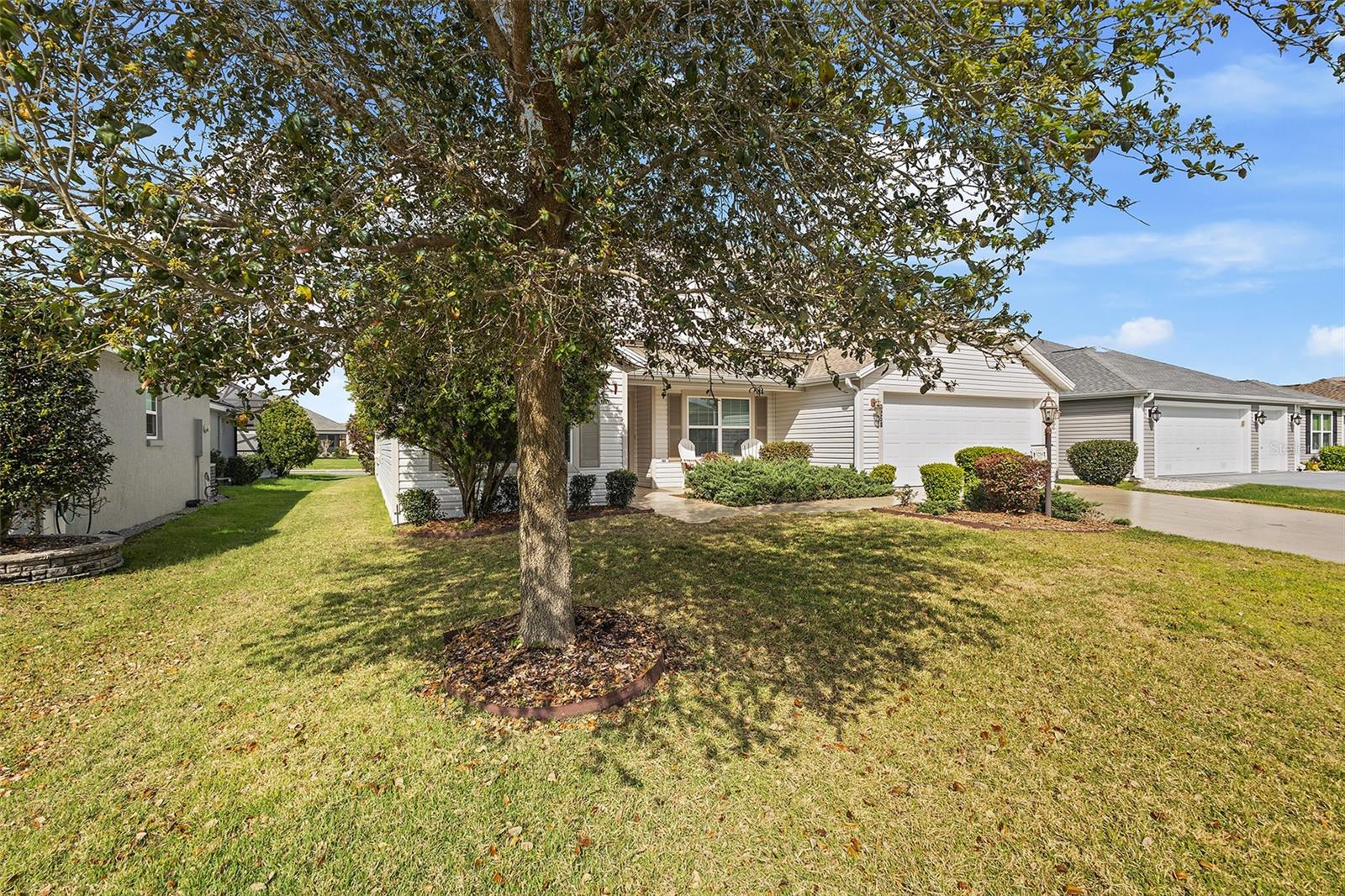 3258 HOLLEY TER, THE VILLAGES, FL — photo 70
