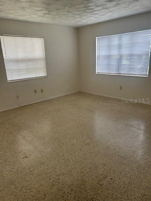 2518 40TH AVE N, ST PETERSBURG, FL — photo 10