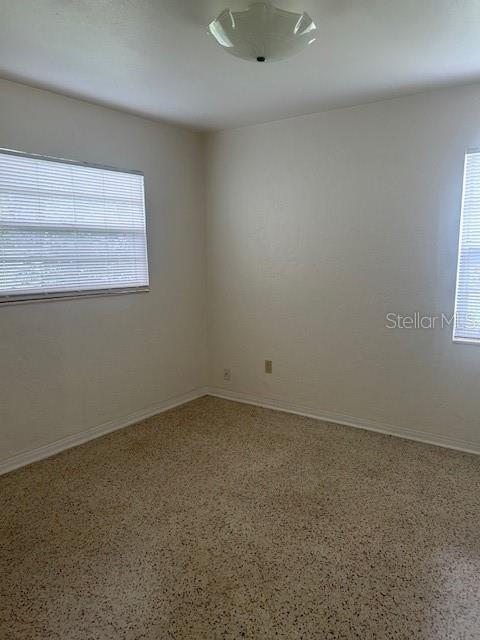 2518 40TH AVE N, ST PETERSBURG, FL — photo 12