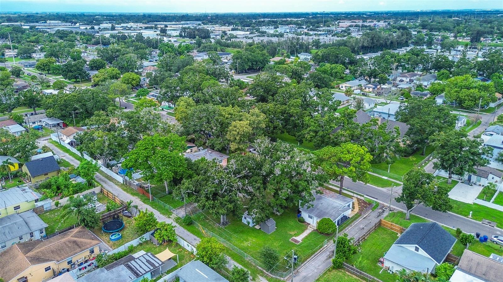 2518 40TH AVE N, ST PETERSBURG, FL — photo 55