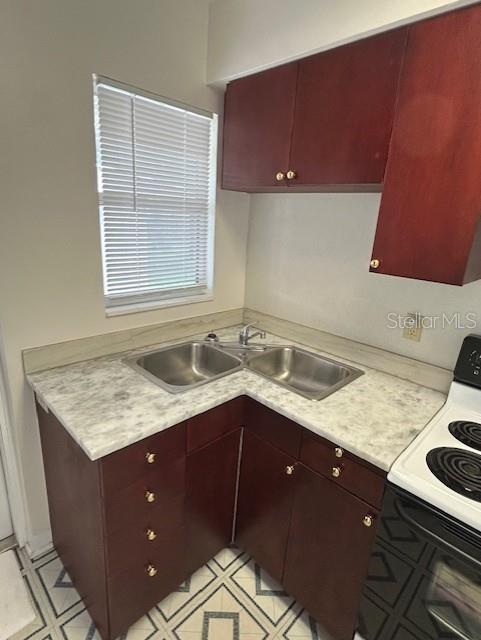 2534 40TH AVE N, ST PETERSBURG, FL — photo 12