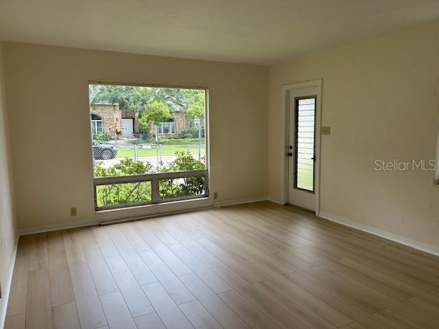 2534 40TH AVE N, ST PETERSBURG, FL — photo 21