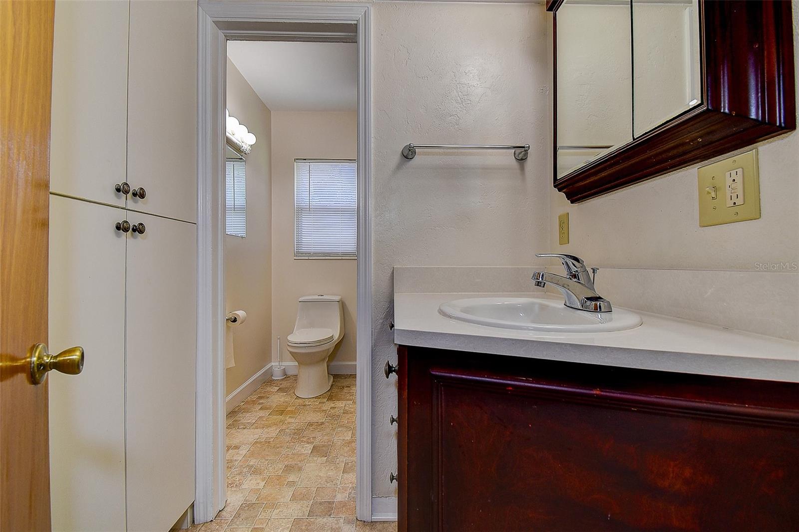 2534 40TH AVE N, ST PETERSBURG, FL — photo 38