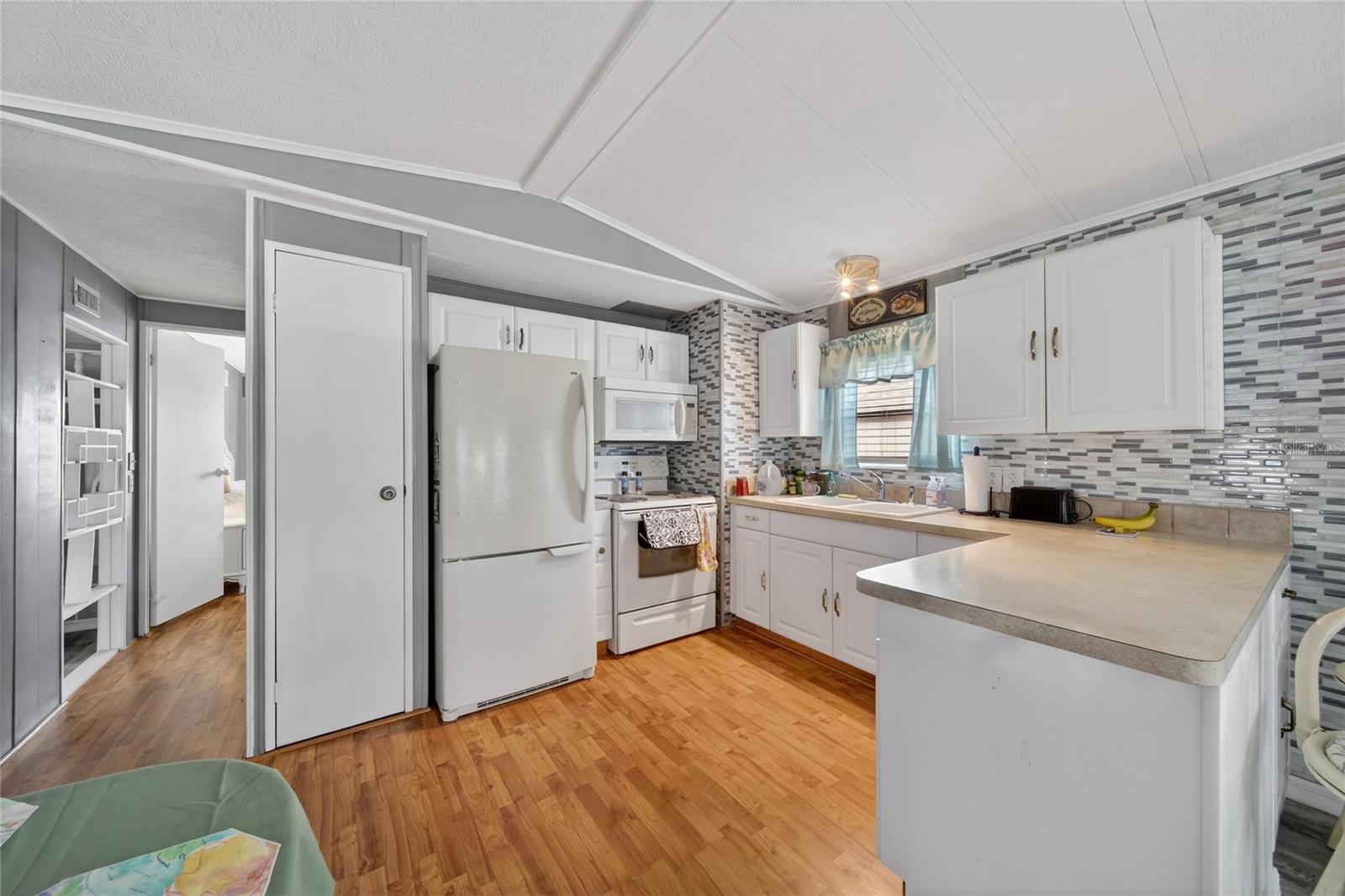251 PATTERSON RD #D32, HAINES CITY, FL — photo 12