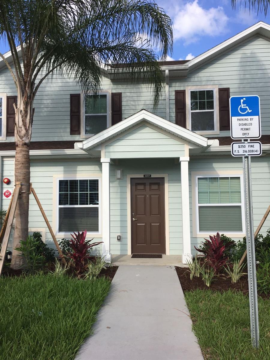 3207 OYSTER LN, KISSIMMEE, FL
