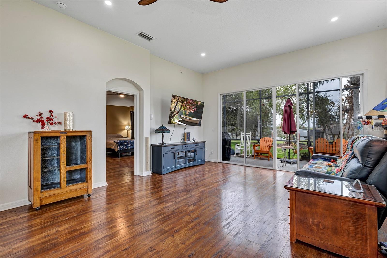 5481 BOUNTY CIR, TAVARES, FL — photo 31