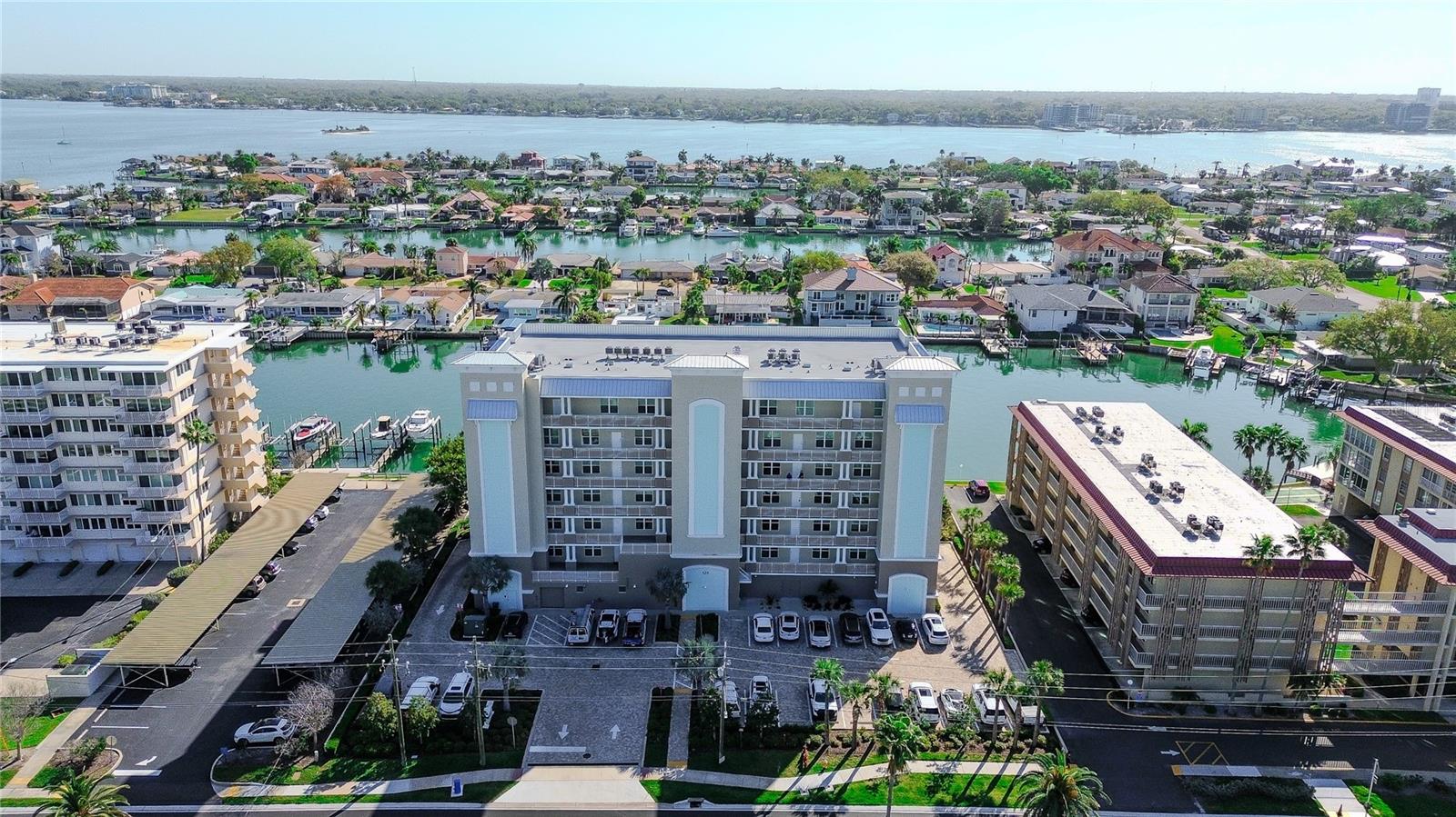 125 ISLAND WAY #503, CLEARWATER BEACH, FL