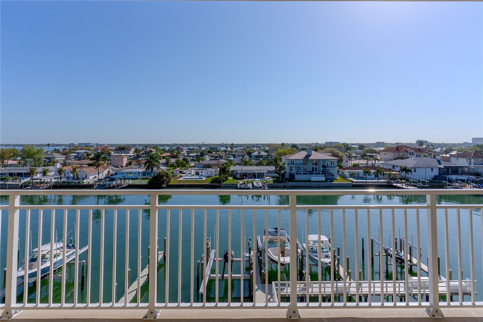 125 ISLAND WAY #503, CLEARWATER BEACH, FL — photo 3