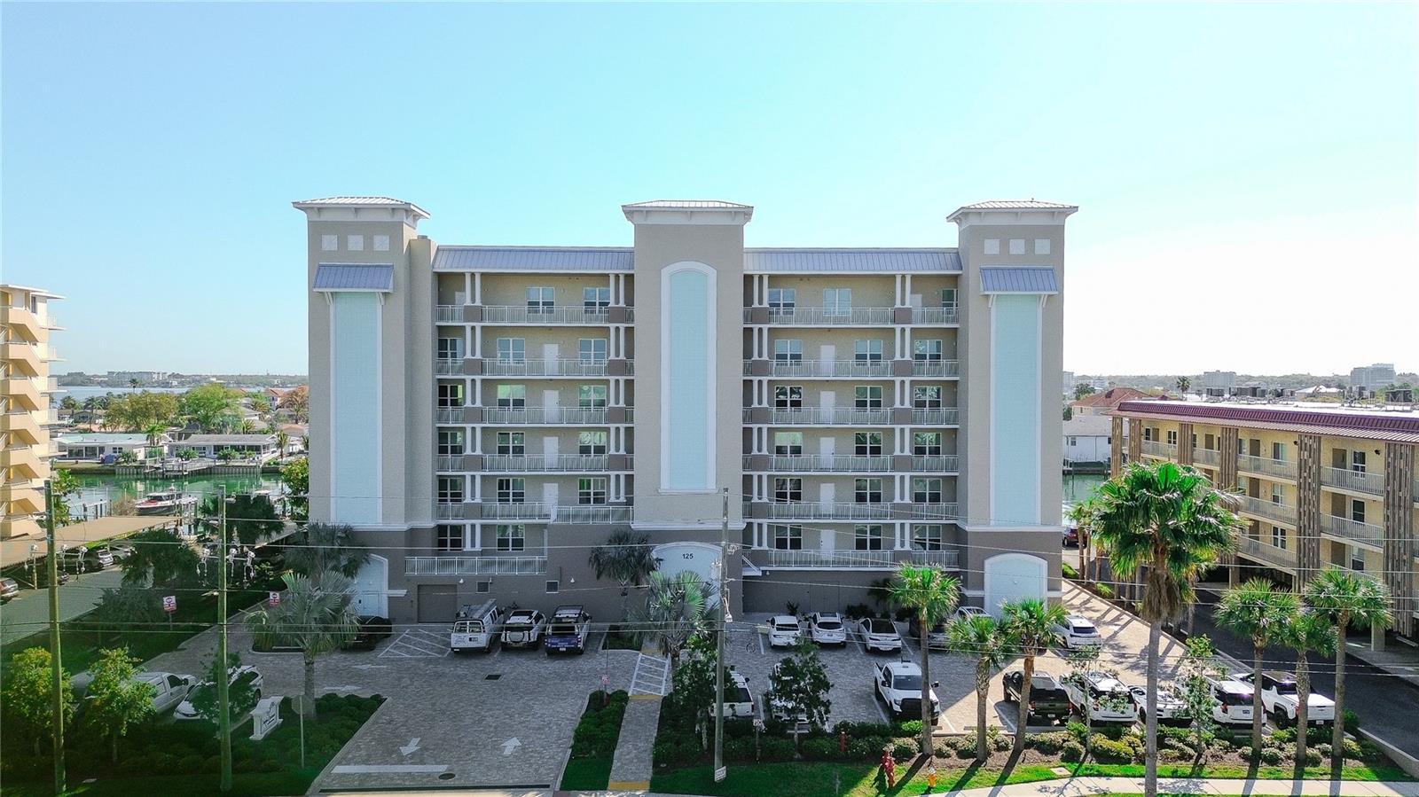 125 ISLAND WAY #503, CLEARWATER BEACH, FL — photo 4