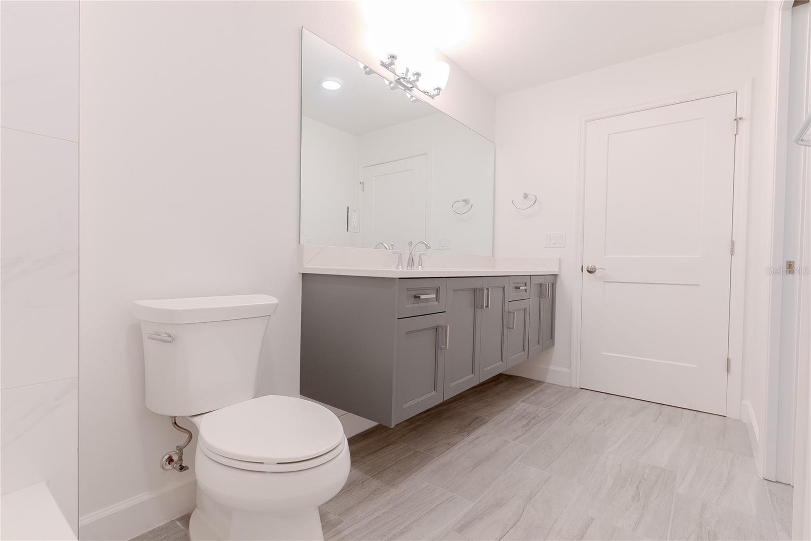 125 ISLAND WAY #503, CLEARWATER BEACH, FL — photo 40