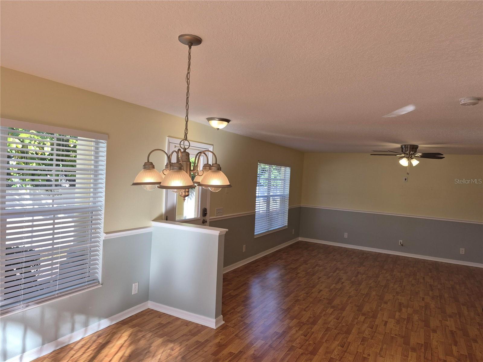 3845 ISLAND WAY, ST PETERSBURG, FL — photo 3