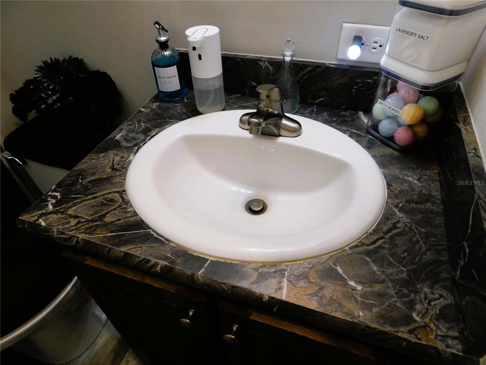 39143 HILLCREST DR, ZEPHYRHILLS, FL — photo 20