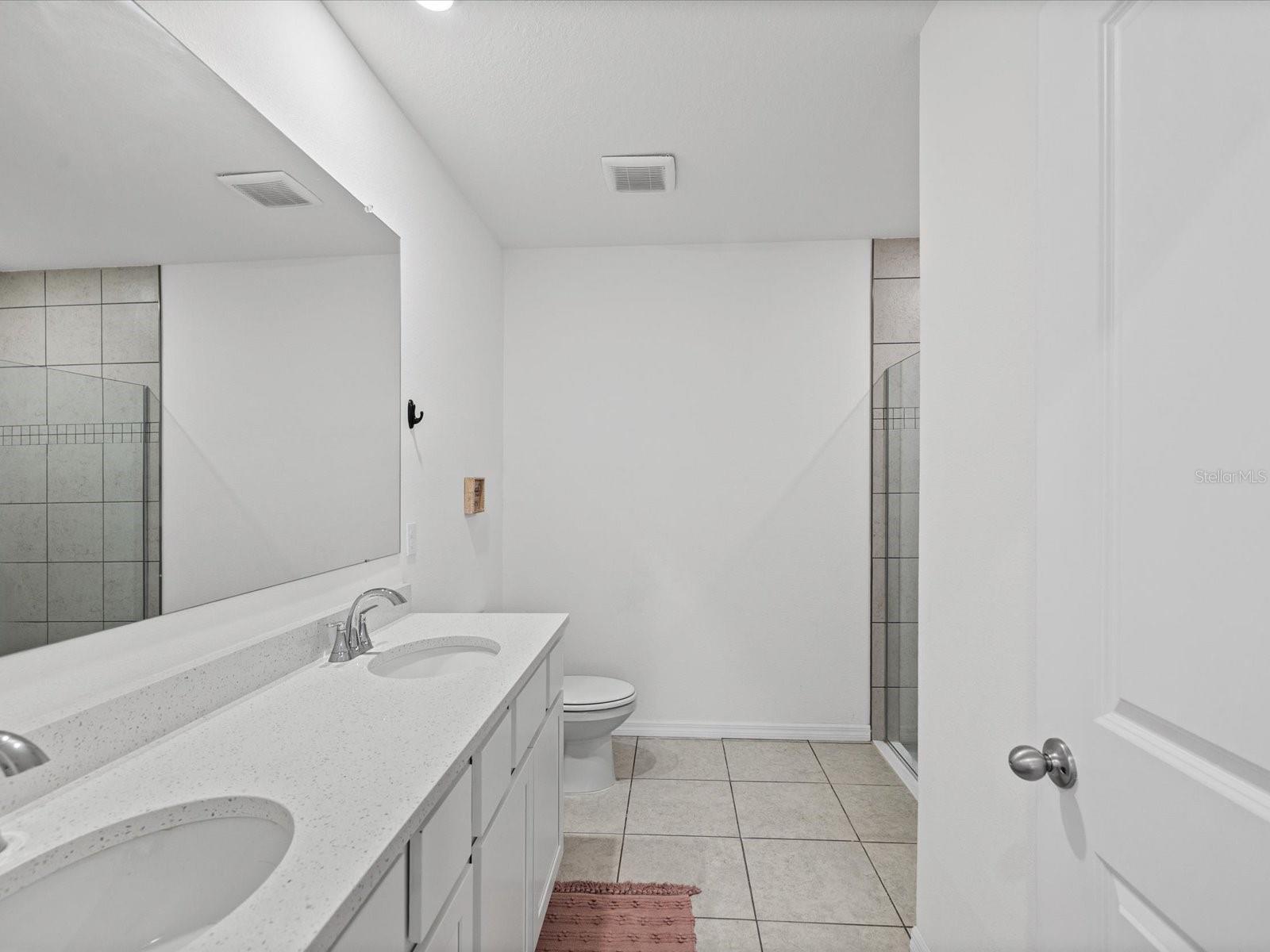 16334 FROST BIRD RD, WEEKI WACHEE, FL — photo 32