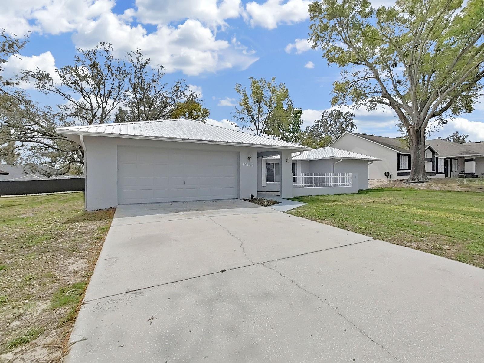 10452 FORDHAM ST, SPRING HILL, FL — photo 2