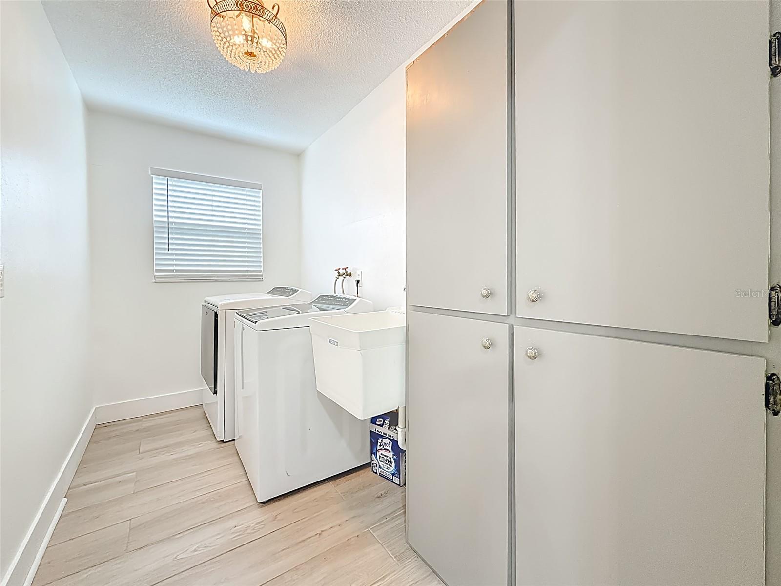 2071 BUTTERNUT CIR E, CLEARWATER, FL — photo 49
