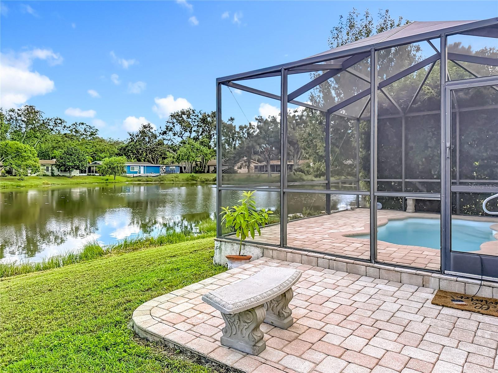 2071 BUTTERNUT CIR E, CLEARWATER, FL — photo 62