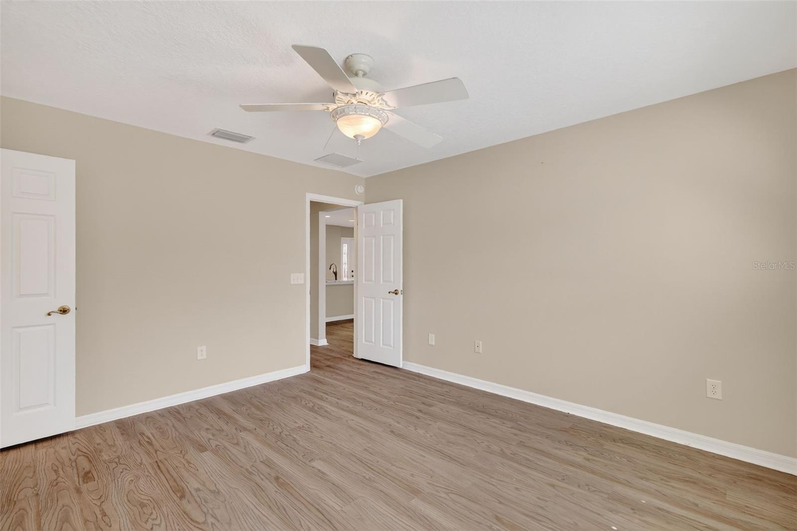 17559 SE 81ST PARNASSUS CT, THE VILLAGES, FL — photo 18