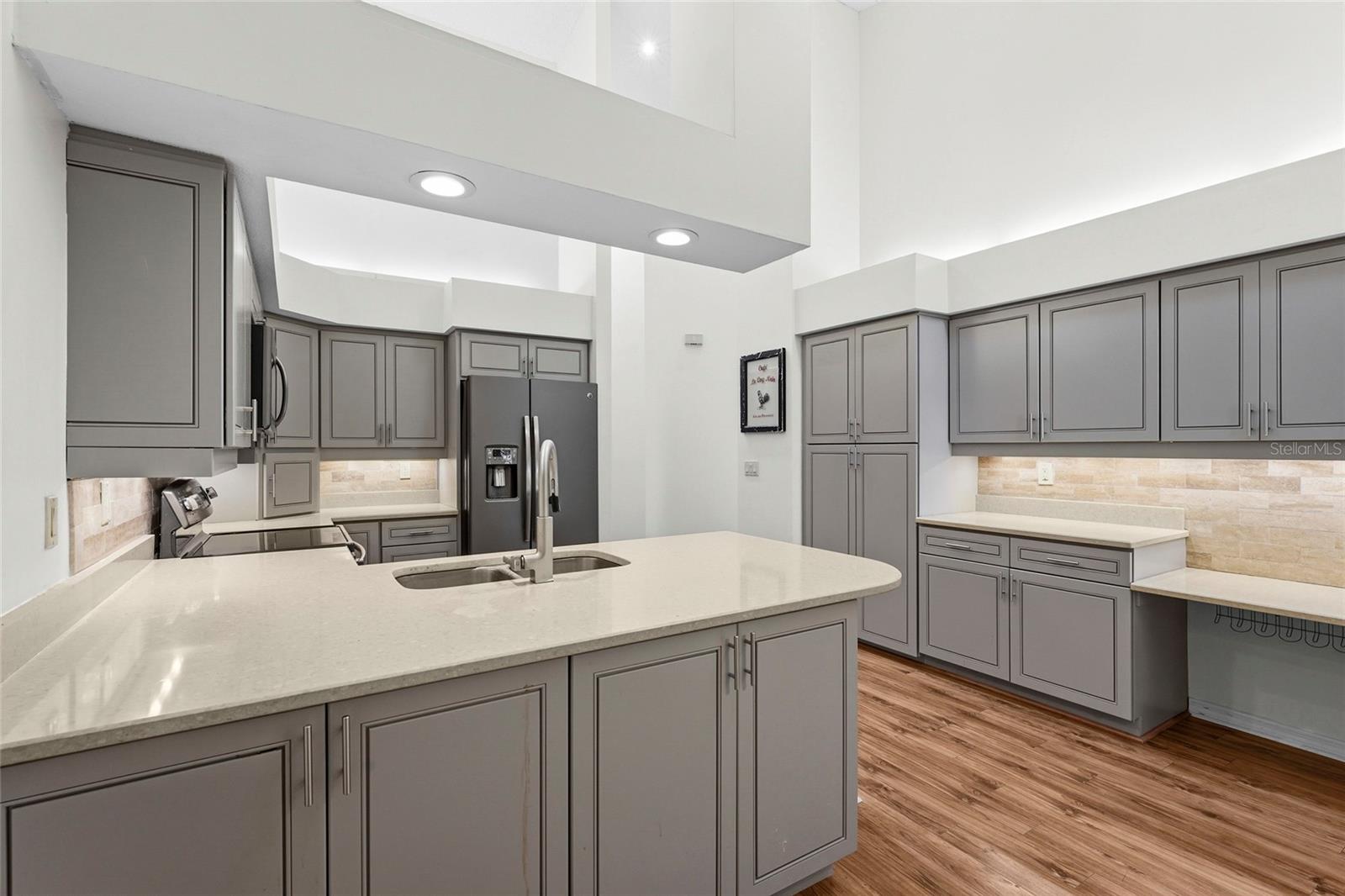 4531 LAS BRISAS LN, SARASOTA, FL — photo 5