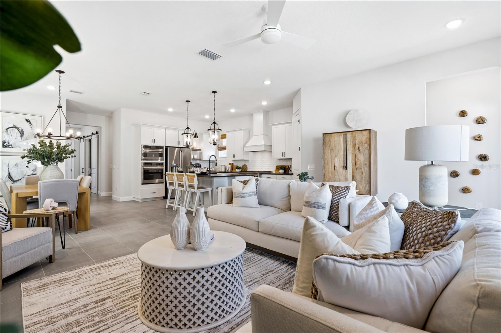 15197 BLUE PEACOCK LN, WINTER GARDEN, FL — photo 15
