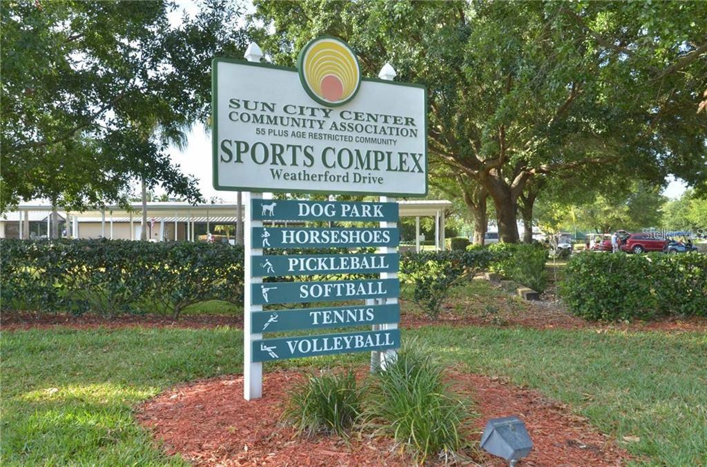 203 AMESBURY CIR, SUN CITY CENTER, FL — photo 48