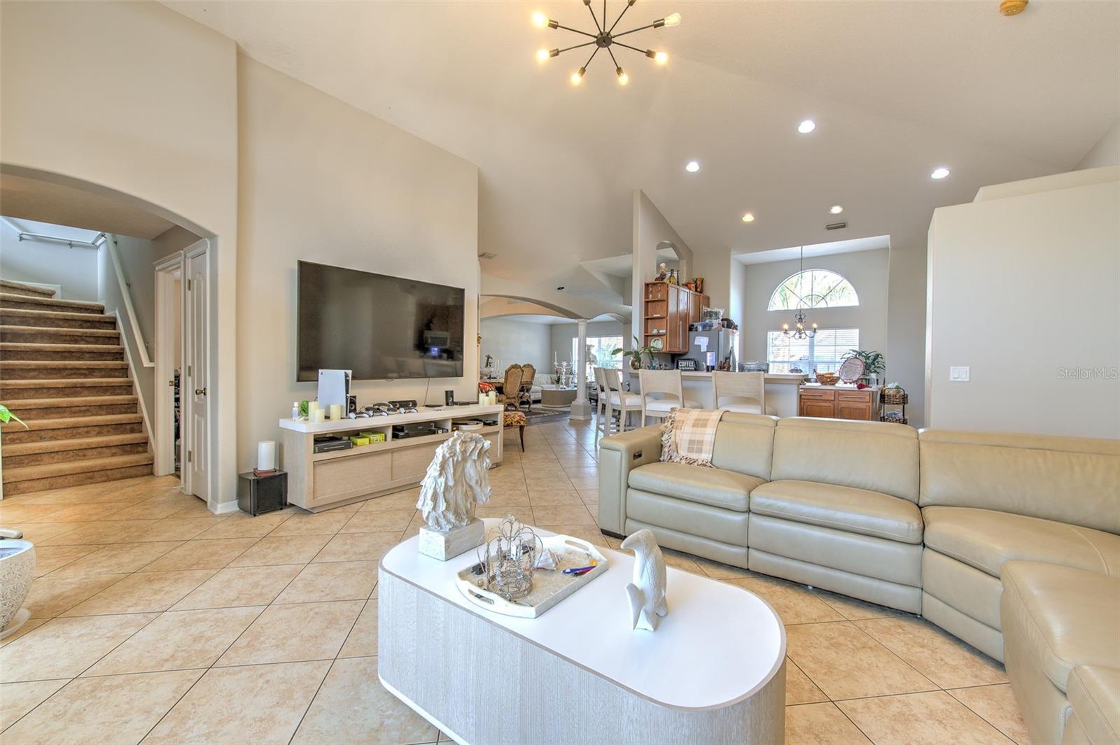 4639 POINTE O WOODS DR, WESLEY CHAPEL, FL — photo 2
