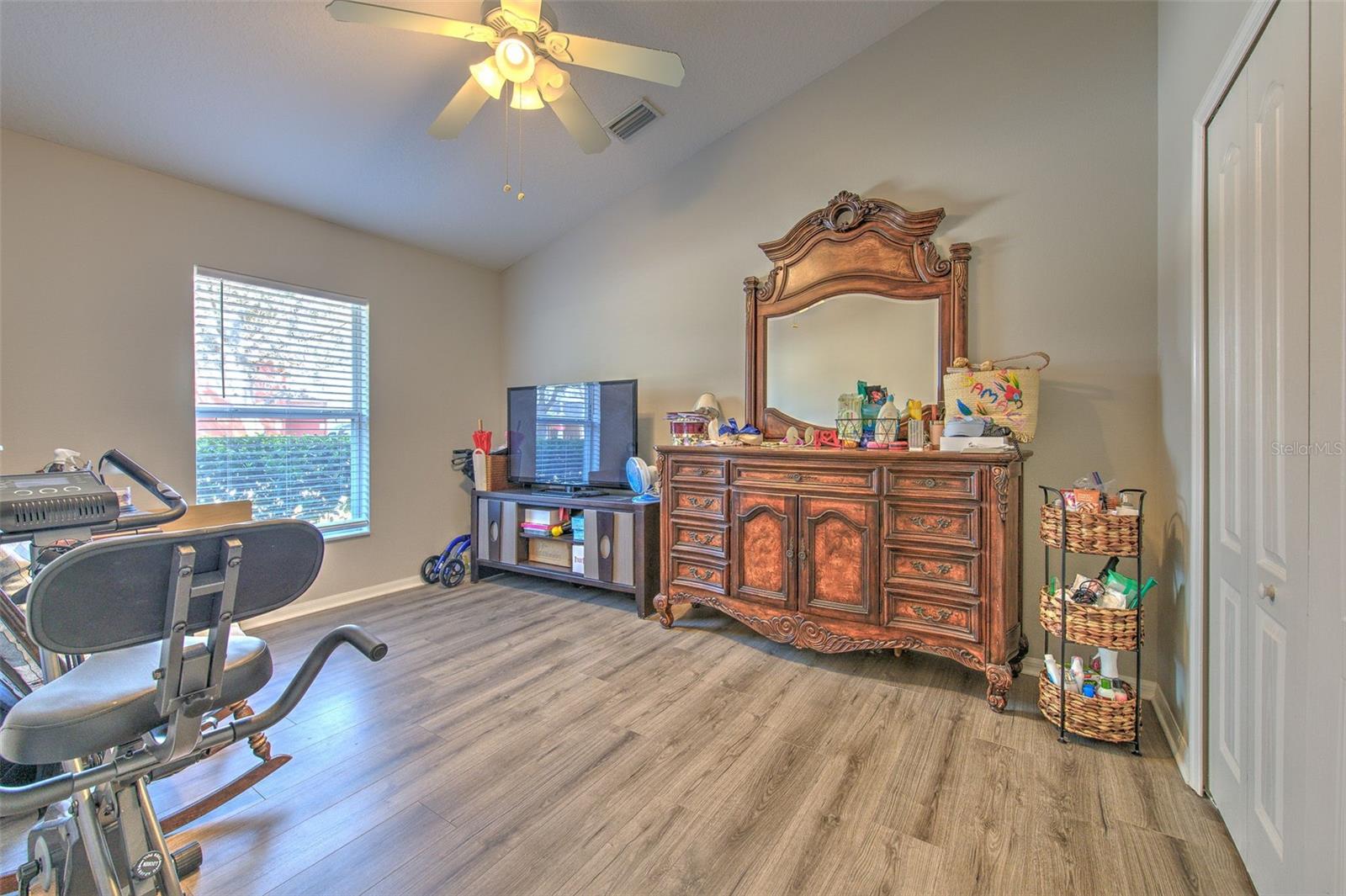 4639 POINTE O WOODS DR, WESLEY CHAPEL, FL — photo 9