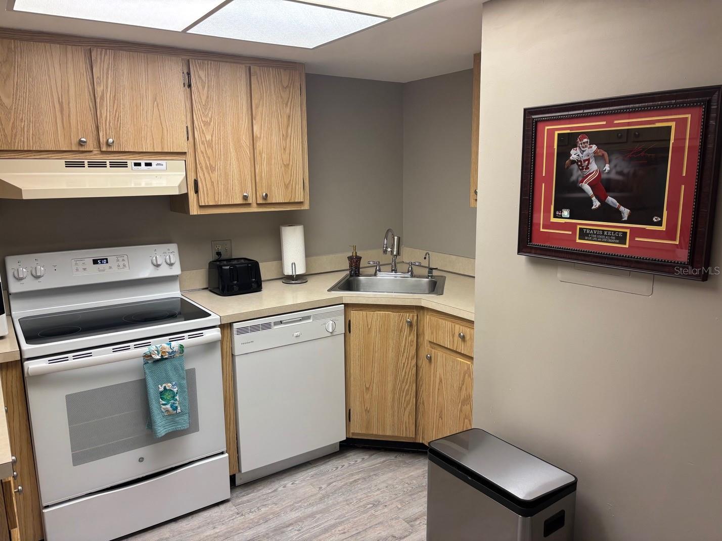 1515 FORREST NELSON BLVD #P208, PORT CHARLOTTE, FL — photo 13