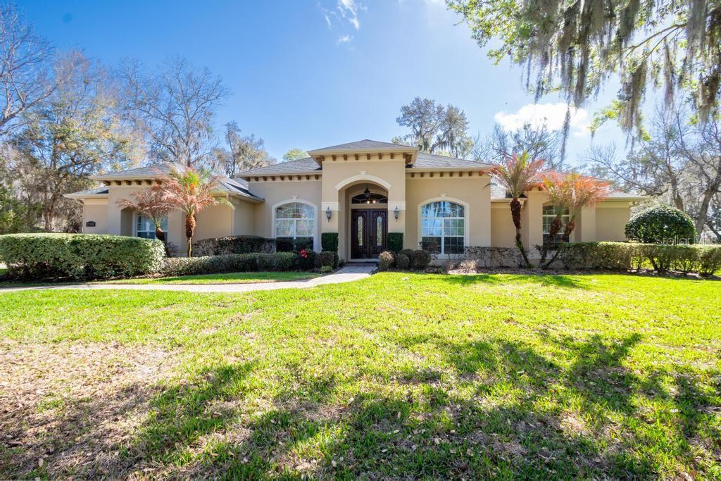 15950 SPLENDID OAKS LN, TAVARES, FL
