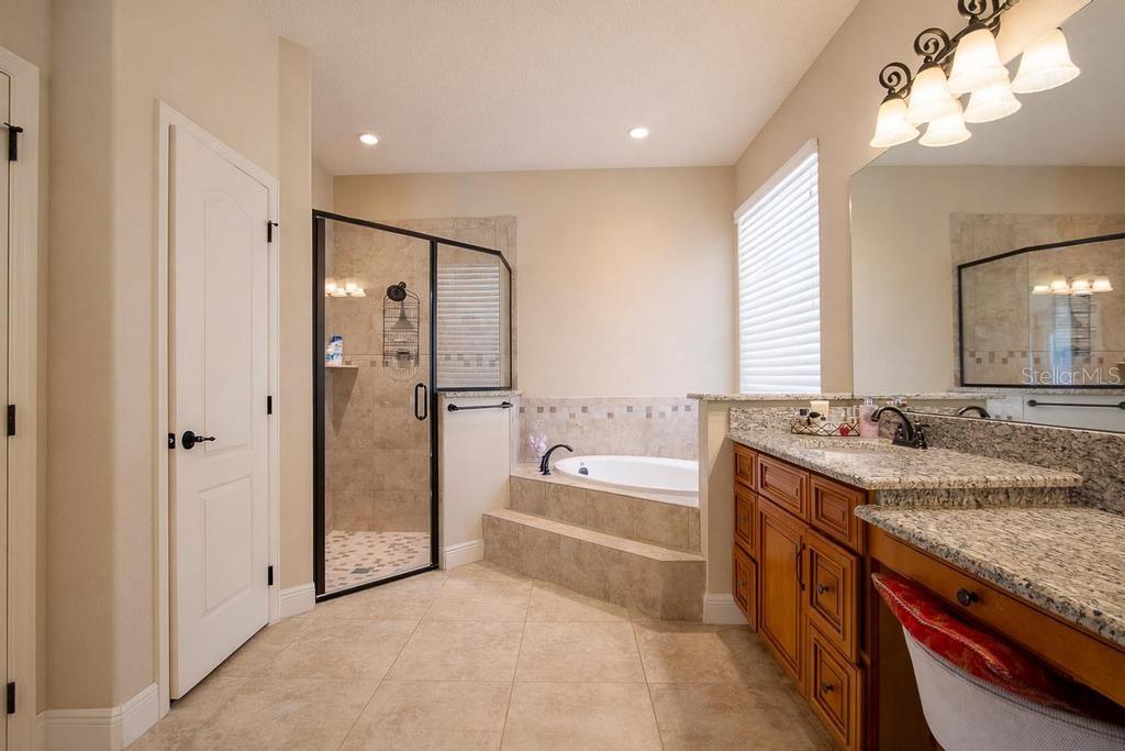 15950 SPLENDID OAKS LN, TAVARES, FL — photo 41