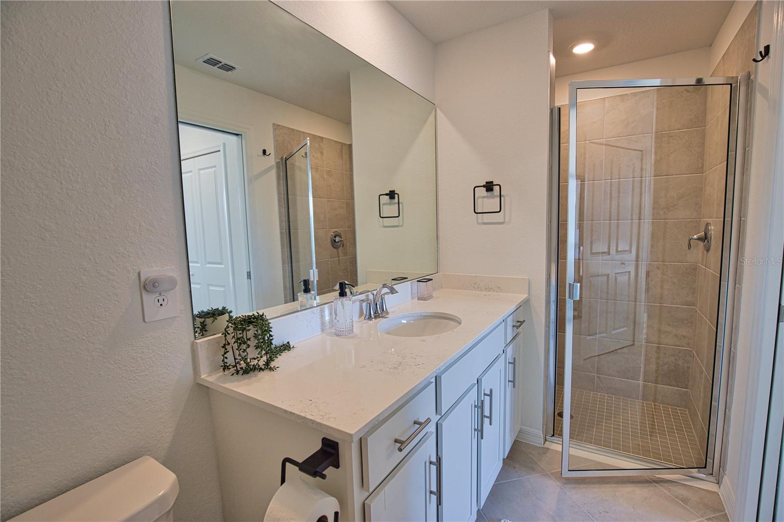 17560 OPAL SAND DR #108, VENICE, FL — photo 29