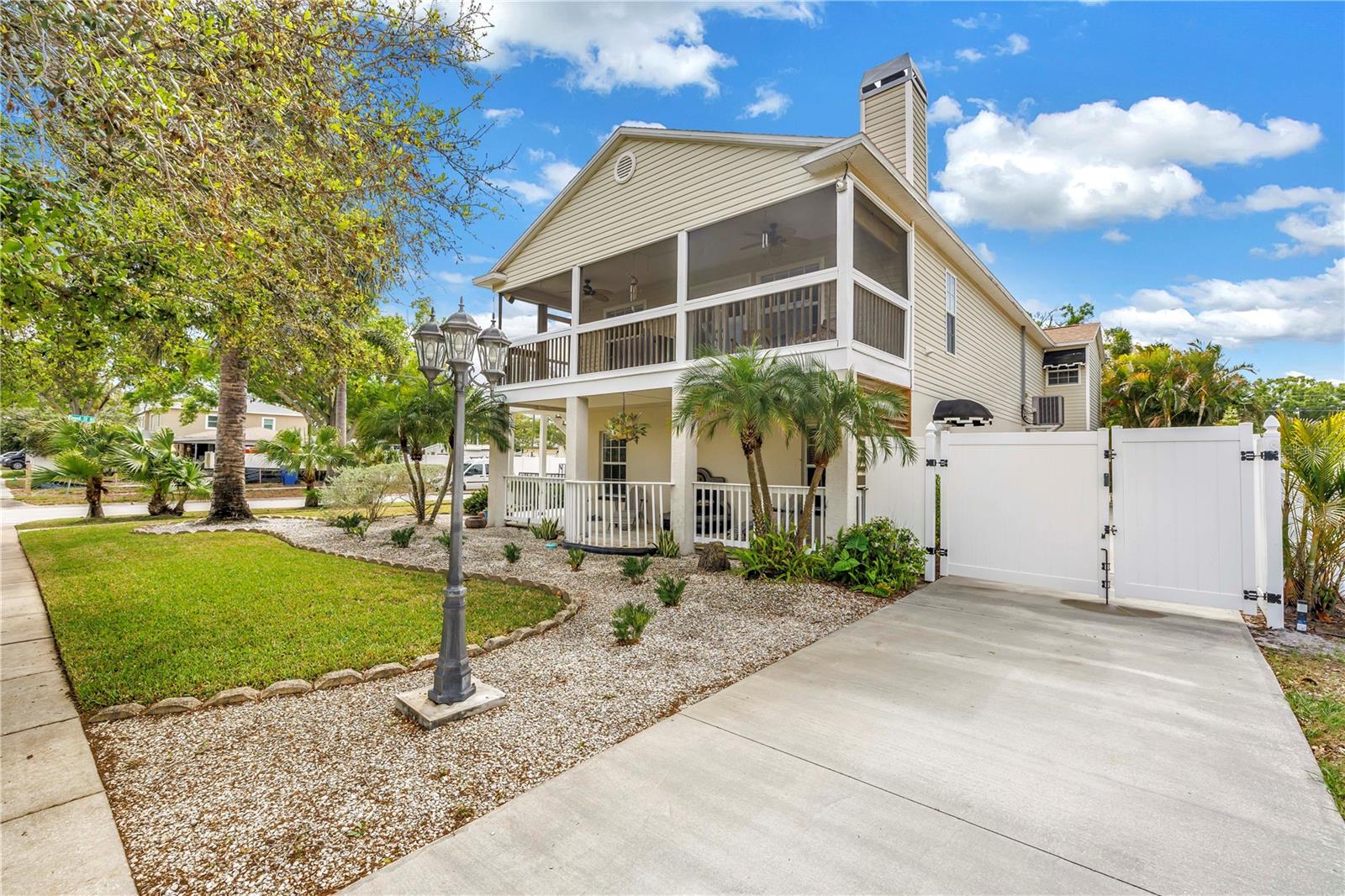 786 59TH AVE NE, ST PETERSBURG, FL — photo 2