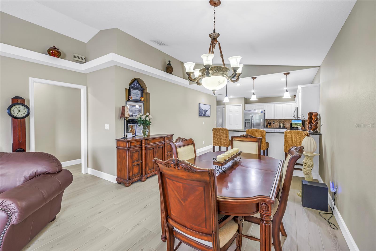 786 59TH AVE NE, ST PETERSBURG, FL — photo 27