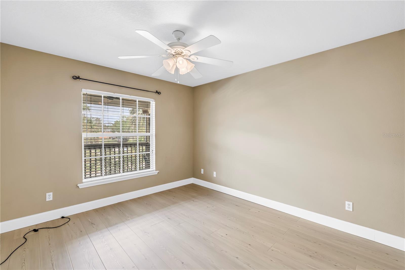 786 59TH AVE NE, ST PETERSBURG, FL — photo 35