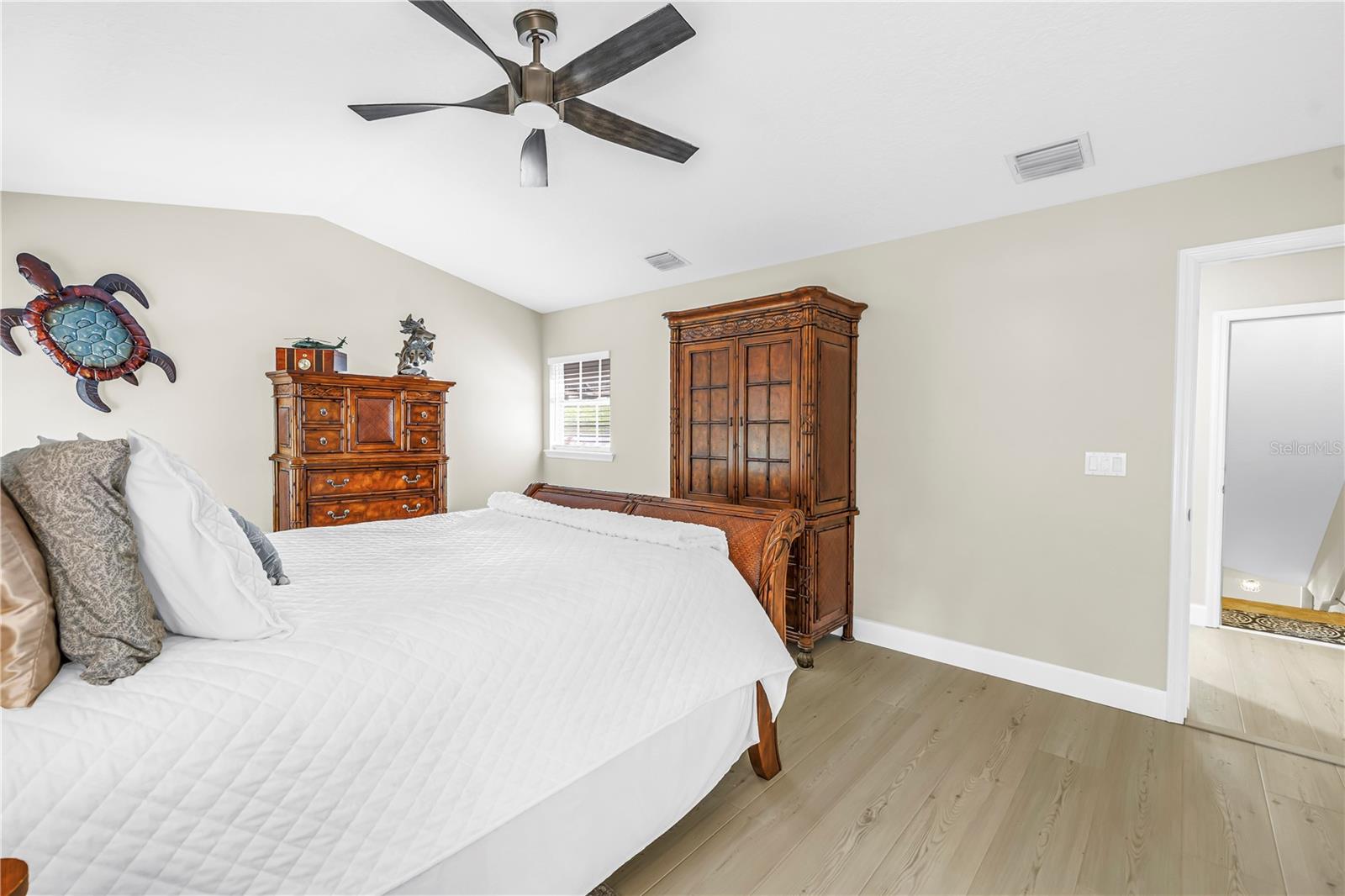 786 59TH AVE NE, ST PETERSBURG, FL — photo 44