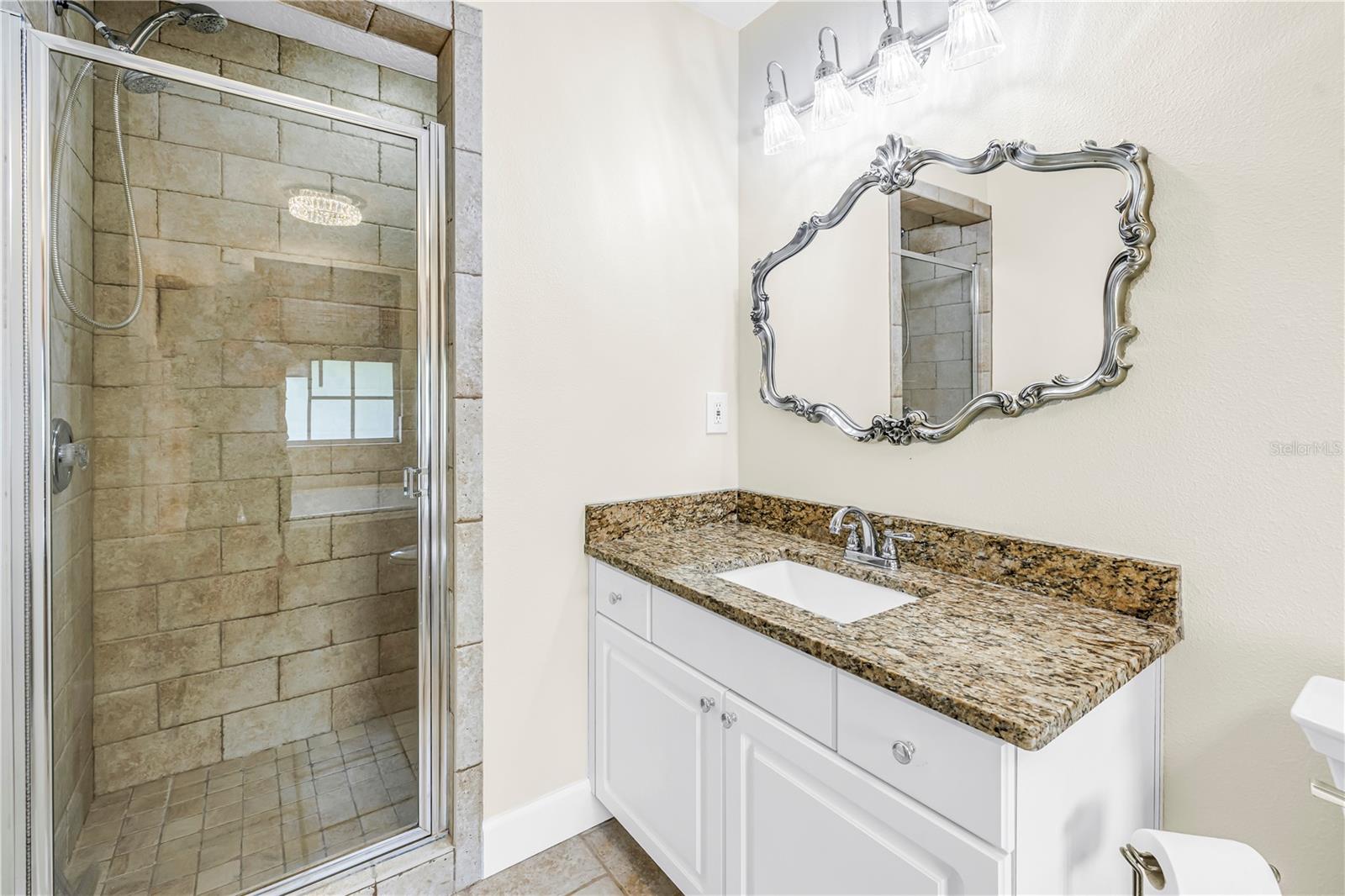 786 59TH AVE NE, ST PETERSBURG, FL — photo 48