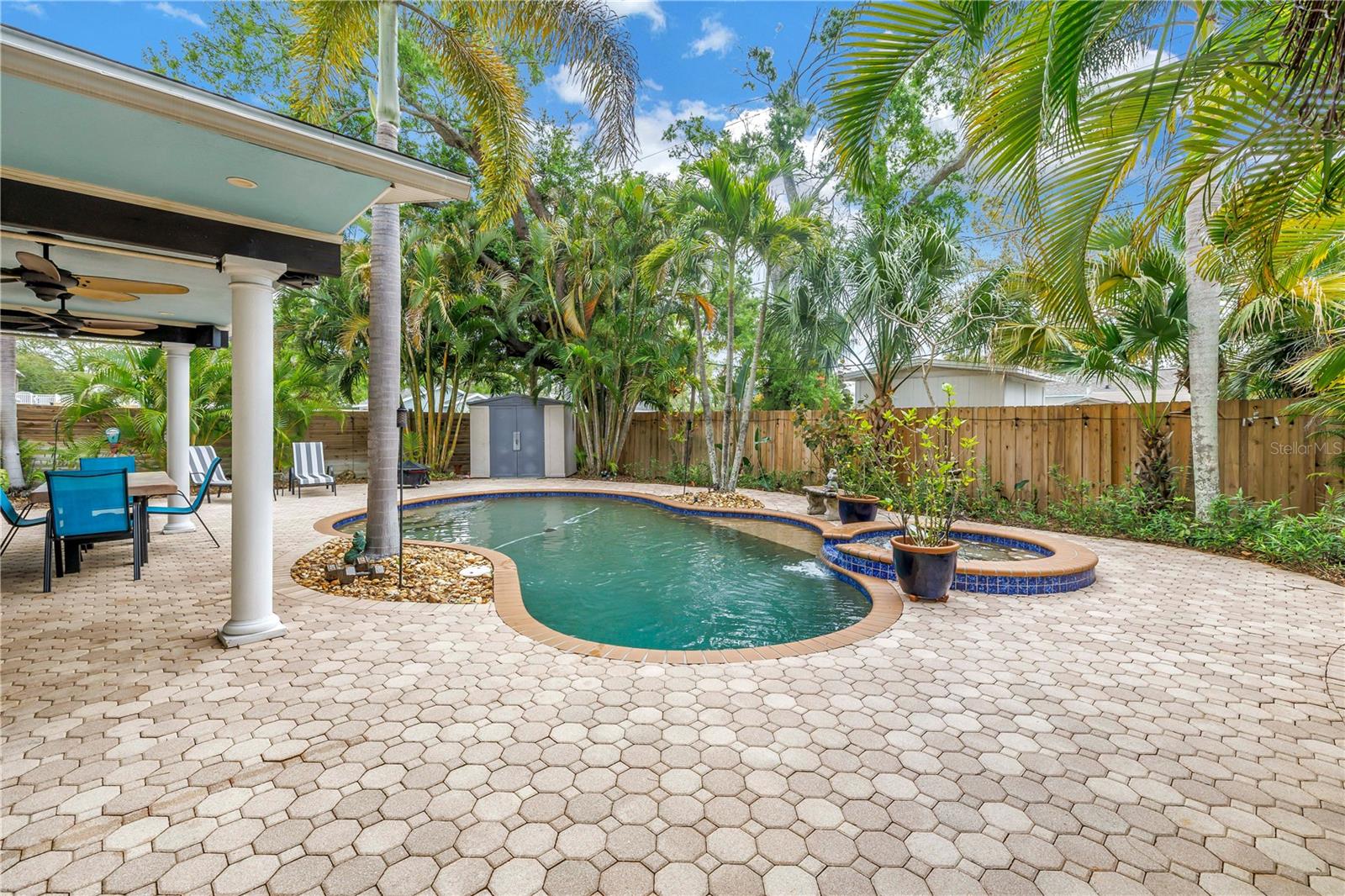 786 59TH AVE NE, ST PETERSBURG, FL — photo 52