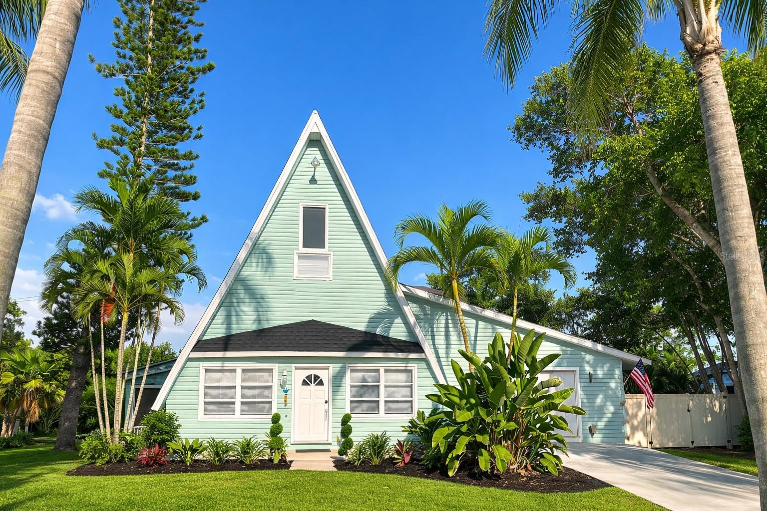 501 PAMETO RD, NOKOMIS, FL