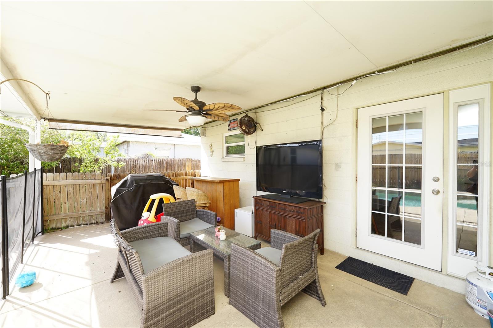 8300 75TH AVE, SEMINOLE, FL — photo 22