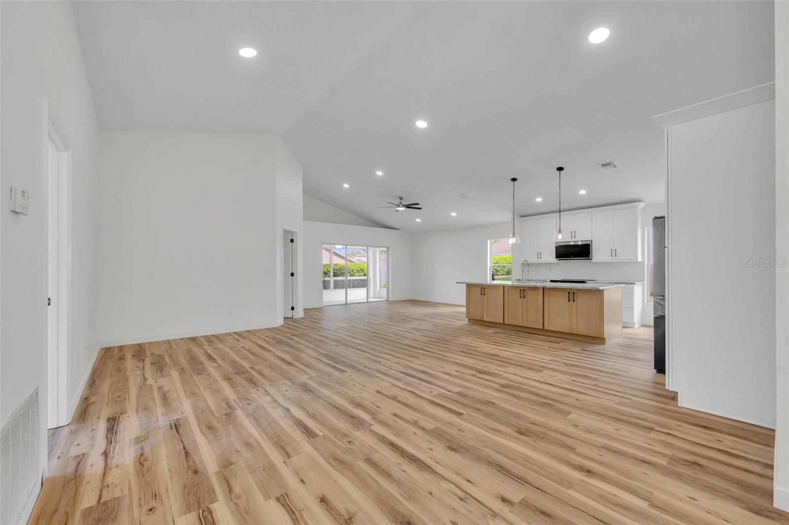 3635 KINGSWOOD CT, CLERMONT, FL — photo 5