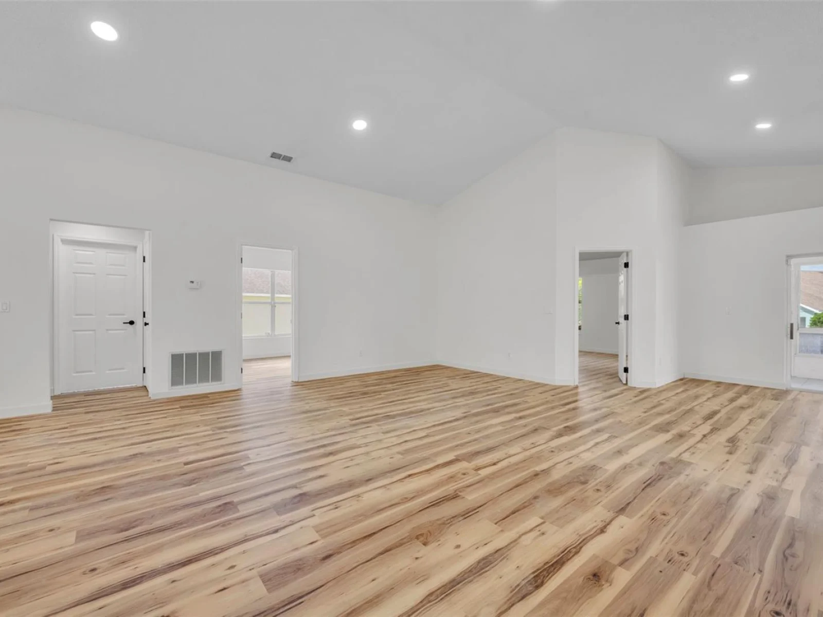 3635 KINGSWOOD CT, CLERMONT, FL — photo 11