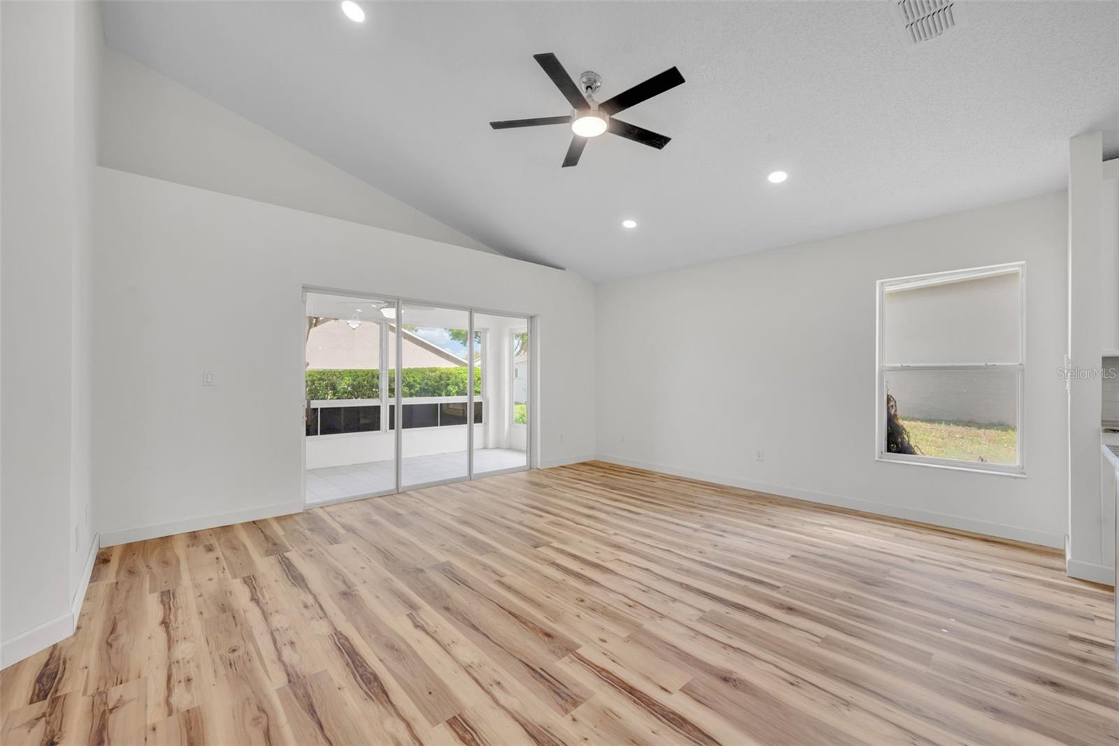 3635 KINGSWOOD CT, CLERMONT, FL — photo 13