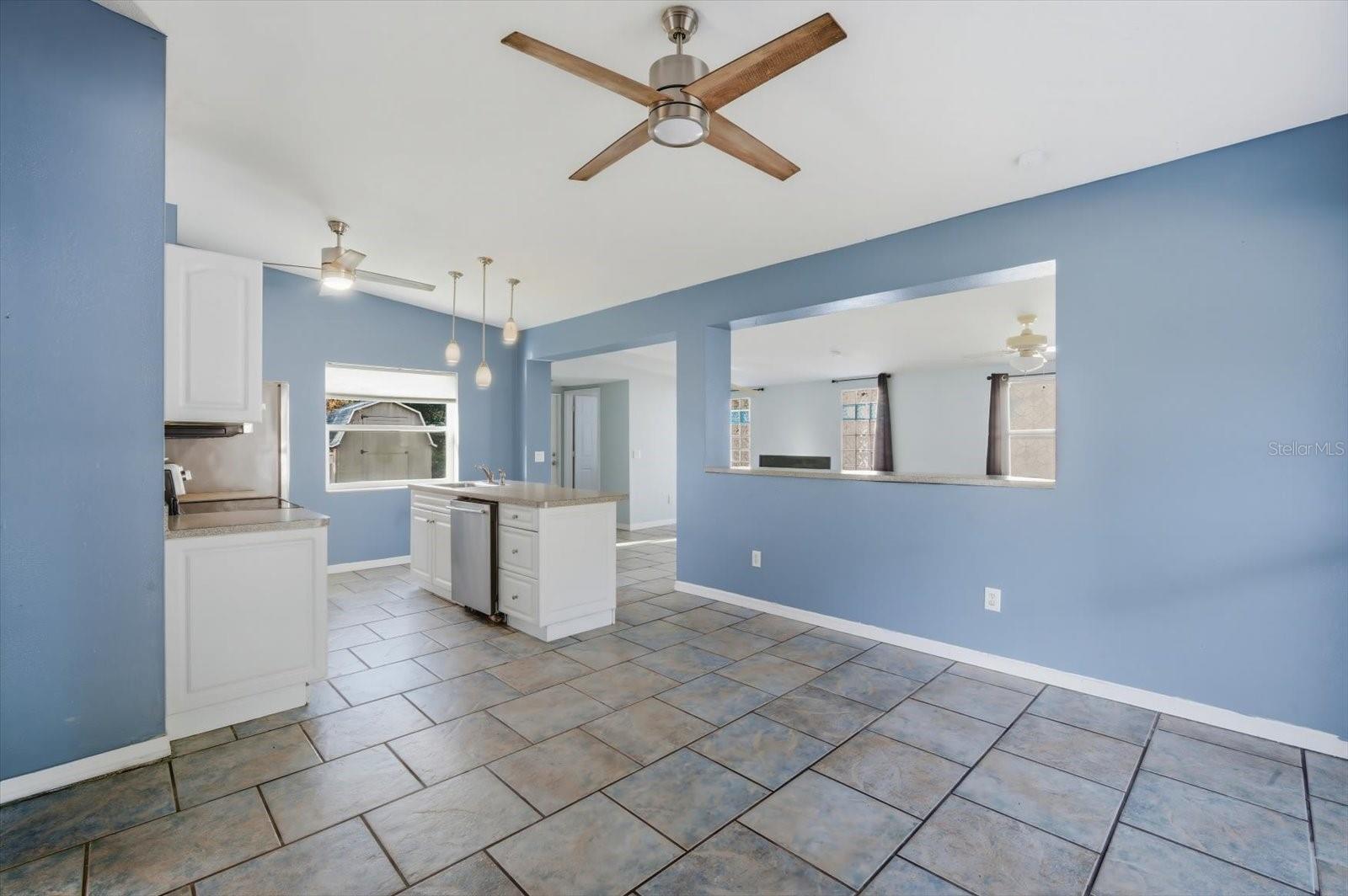 1949 PINEHURST DR, CLEARWATER, FL — photo 10